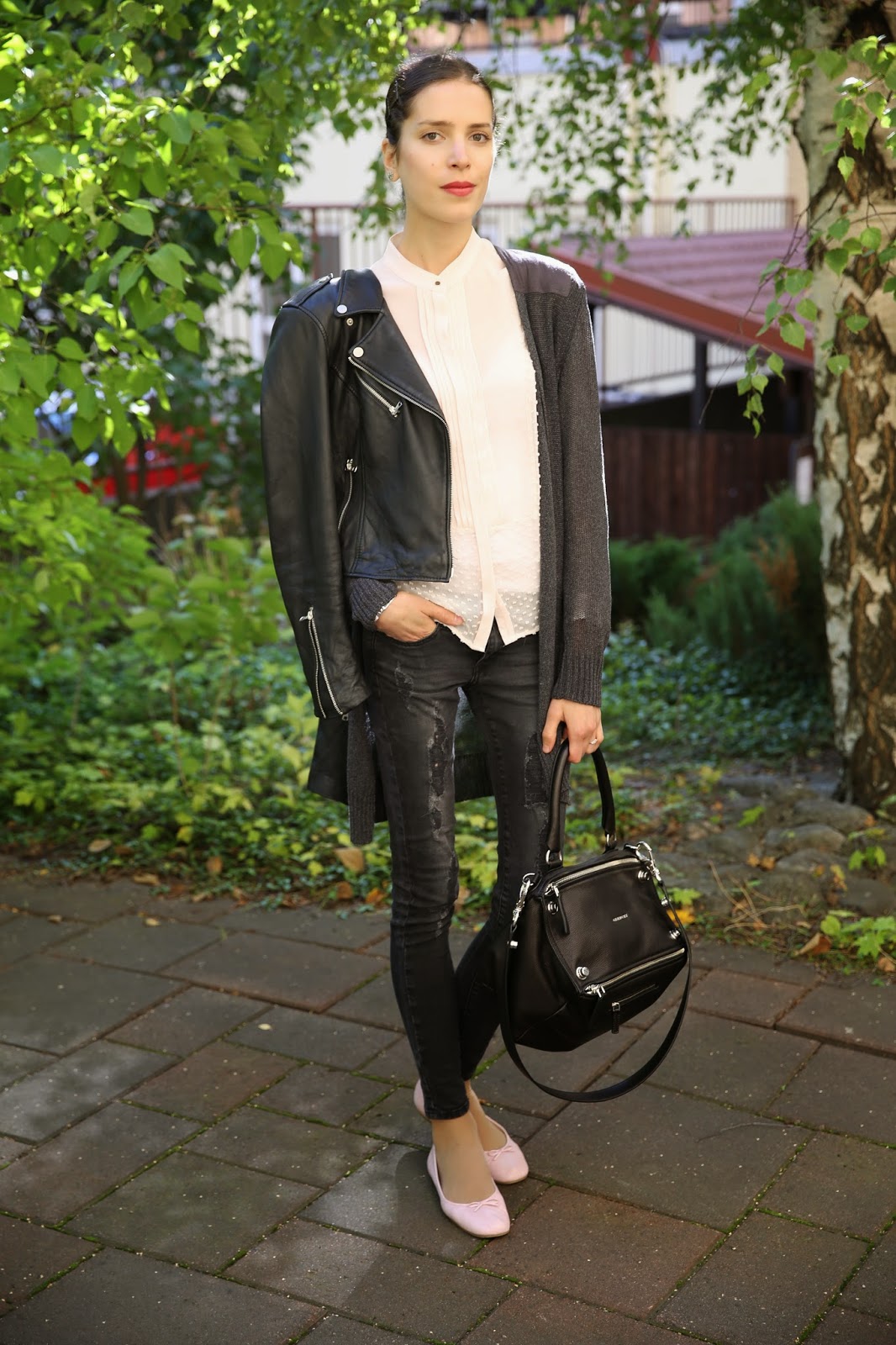 Outfit post - Track, crush and prevail - L'ART OF FASHIONL'ART OF